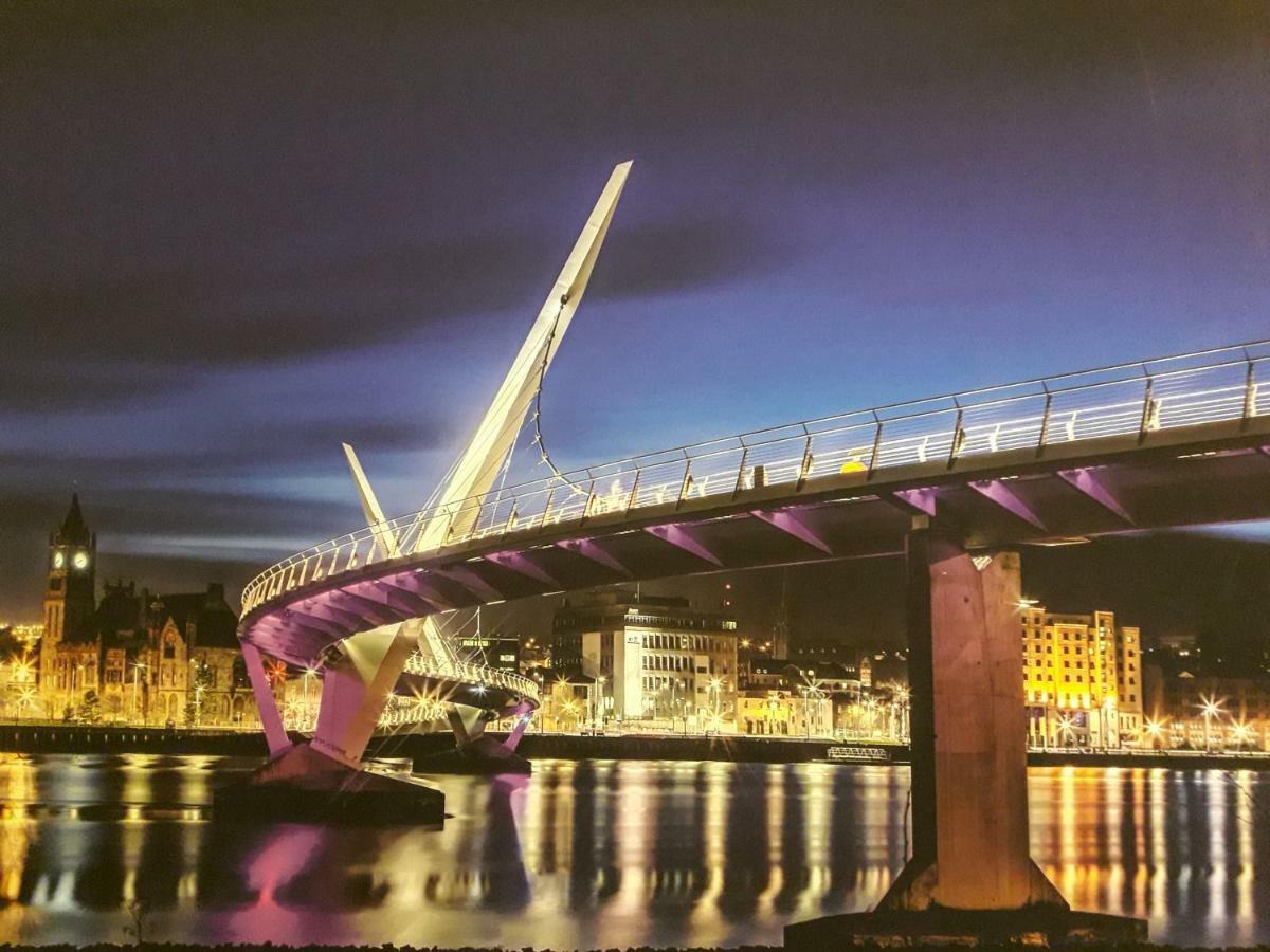 Bridge House Derry City Townhouse Central Free Parking Villa Esterno foto